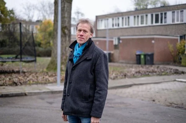 Beno Hofman overleden